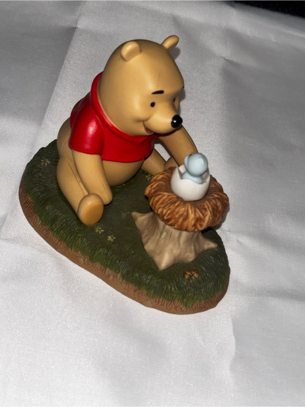Vintage Disney Pooh & Friends "Welcome, Little One" Figurine - No Box